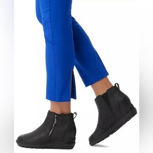 Sorel Women's Evie II Zip Wedge Booties Size 9